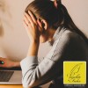 Feuchte Feder - Pinkelgeschichten: Nicht länger ein Geheimnis – Duftender Urin in ihrem Slip